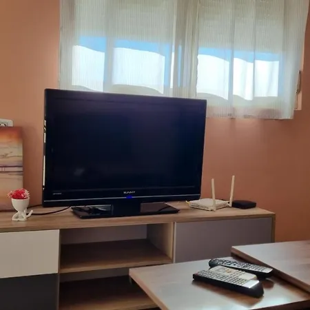 Sky Apartament. Bllok District شقة *
