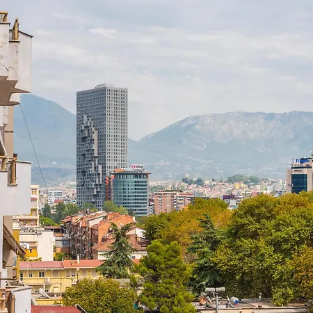 Sky Apartament. Bllok District Lägenhet Tirana