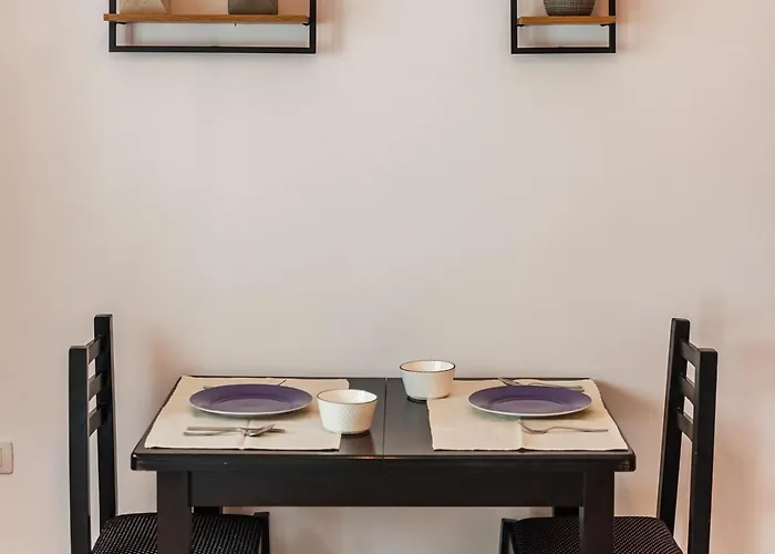 Sky Apartament. Bllok District Apartamento